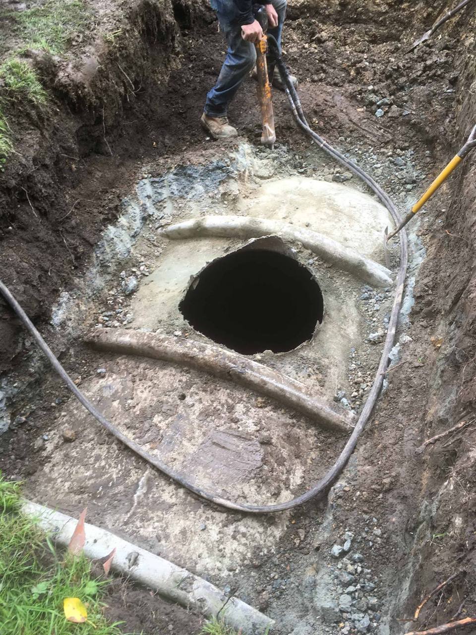 Existing cesspit area at Woods Corner